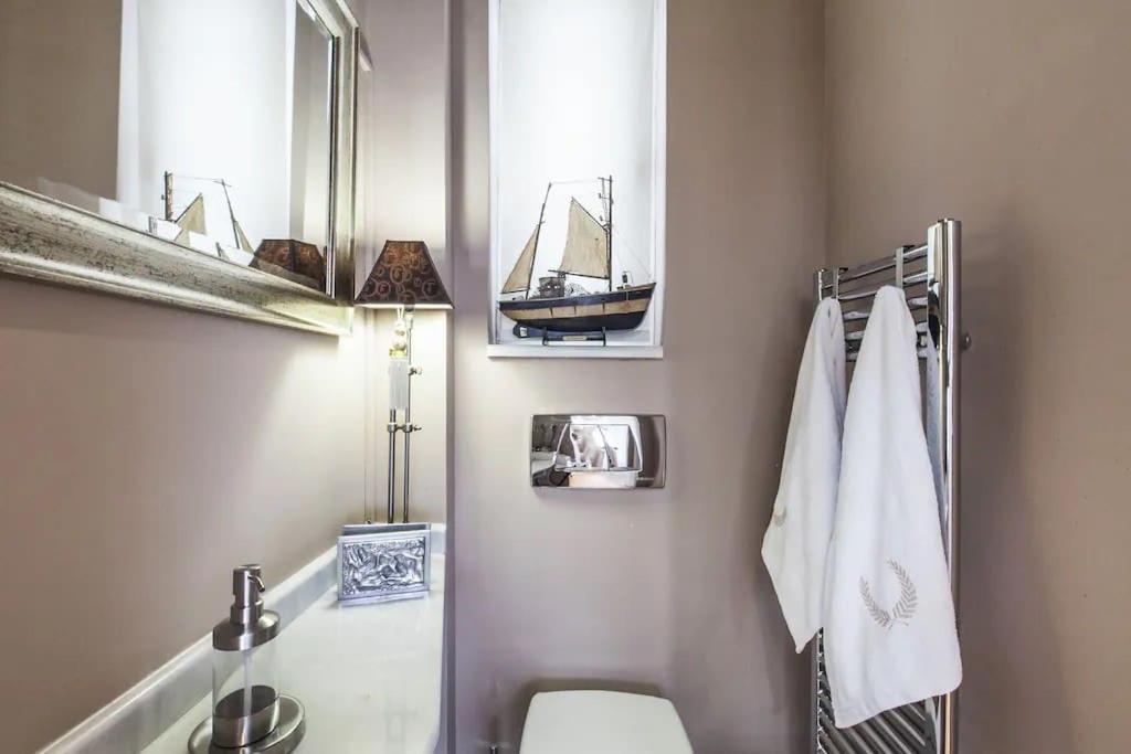 Luxury Acropolis View Duplex Penthouse In Thiseio 155M2 Афіни Екстер'єр фото