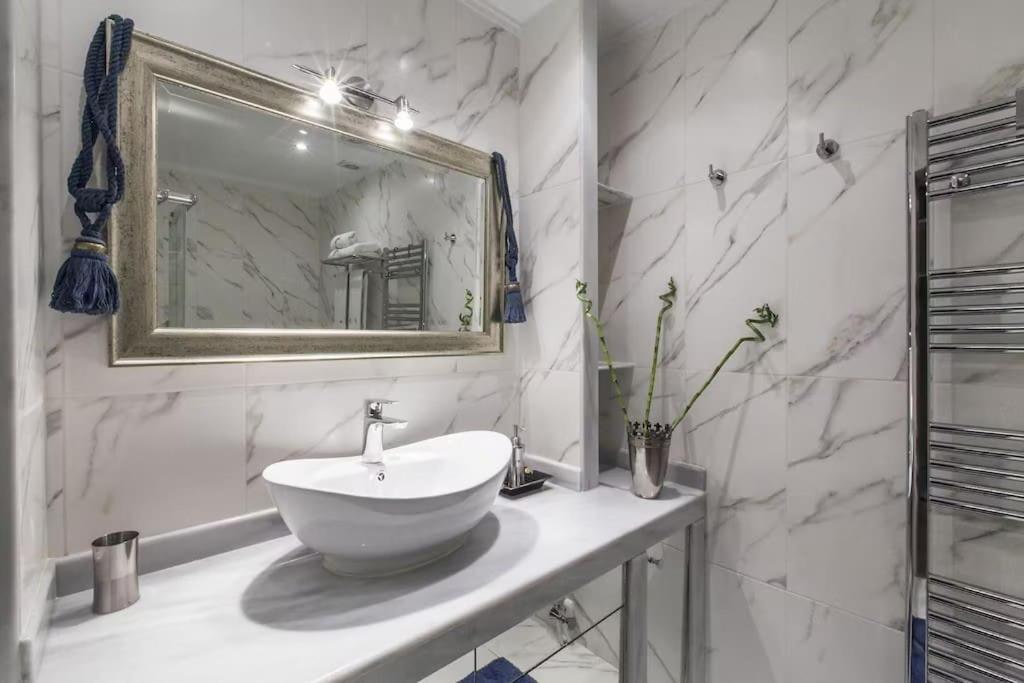 Luxury Acropolis View Duplex Penthouse In Thiseio 155M2 Афіни Екстер'єр фото
